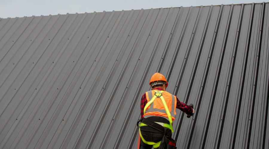 Professional metal roof installation in Mount Pleasant, UT
